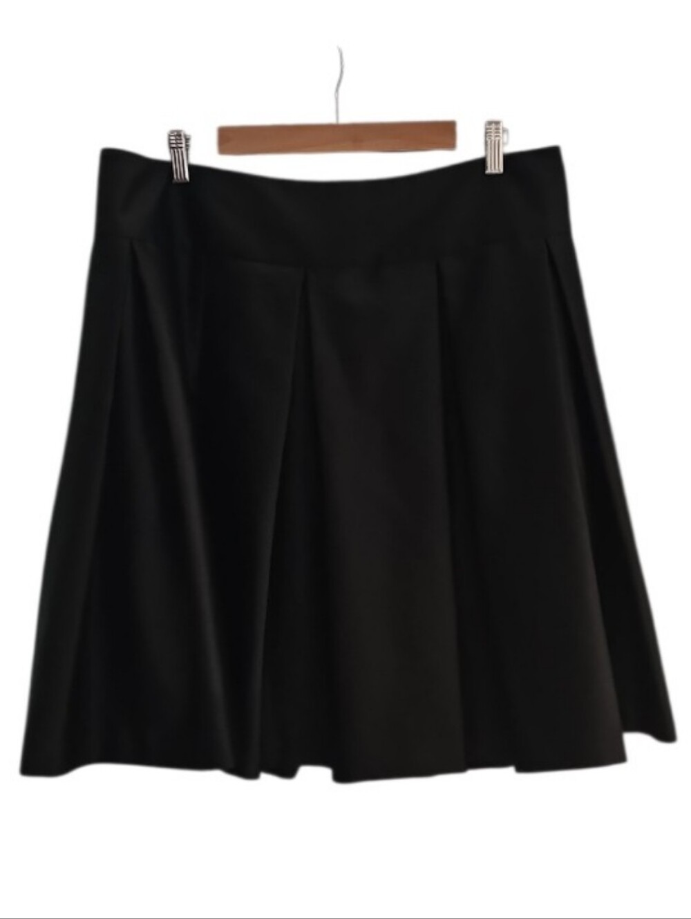 J.S. Collections Black Pleated Skater Skirt Women’s 16 Tulle Lined Party Evening